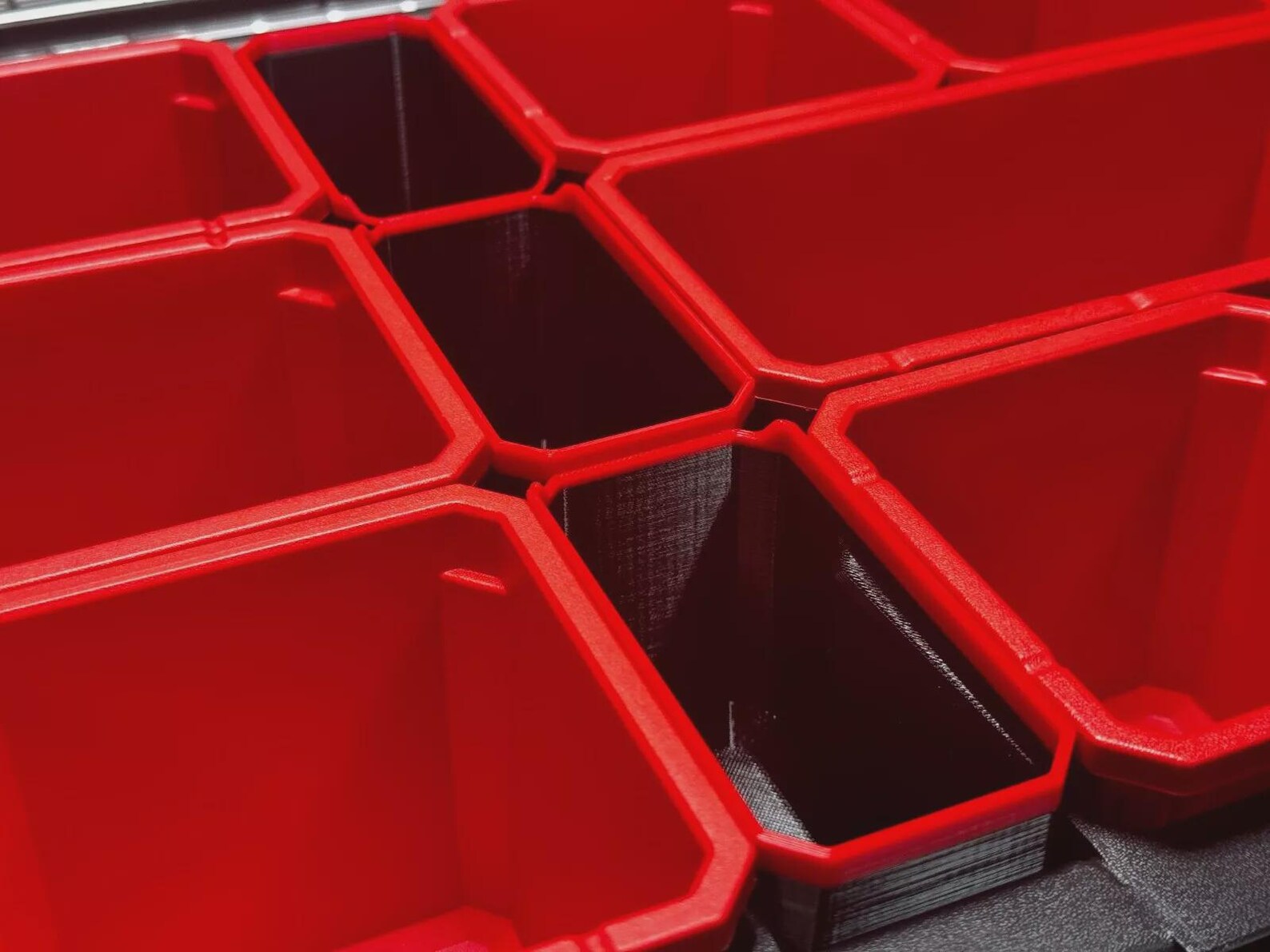 Milwaukee Deep PACKOUT Organiser MIDDLE 3 BINS Compatible Bins Nesting Black Red